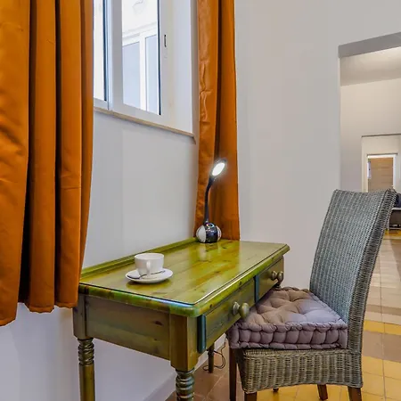 Digital Nomad 5- By Solea Homes Apartment *