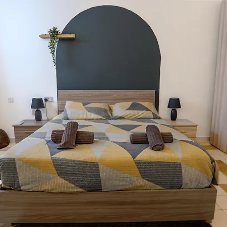 Digital Nomad 5- By Solea Homes Apartment