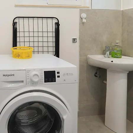 Digital Nomad 5- By Solea Homes * Gzira